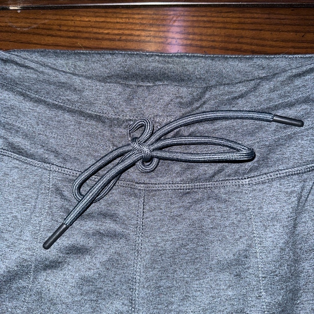Layer 8 Women’s Small Gray Heather Performance Joggers - Picture 8 of 10